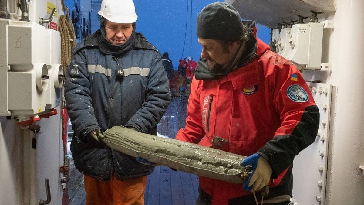 Якою була Антарктида тисячі років тому і чому це важливо: результати дослідження українських науковців
