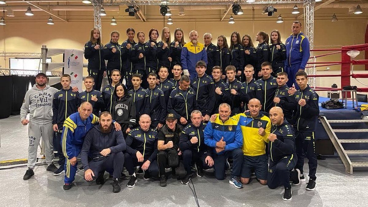Скандал на чемпіонаті Європи з боксу: юніорська збірна України влаштувала протест