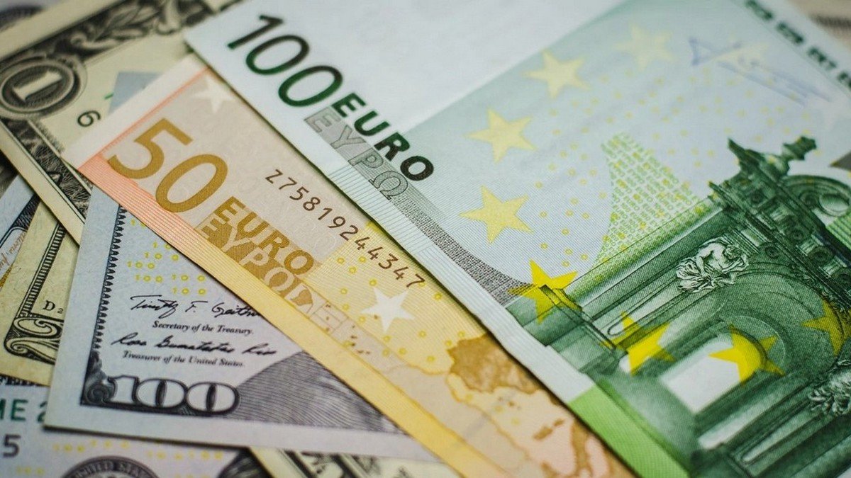 Евро подорожал, сколько стоит доллар? Курс валют в Украине на 3 октября