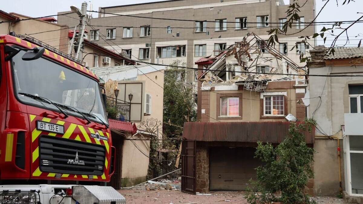 Бавовна у Херсоні: стався вибух у готелі з російськими спецслужбовцями