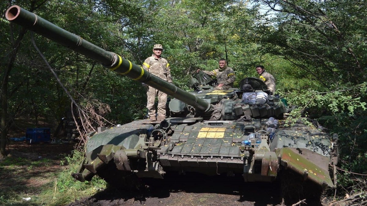 Украинские военные отбили 13 атак оккупантов в Донецкой и Николаевской областях