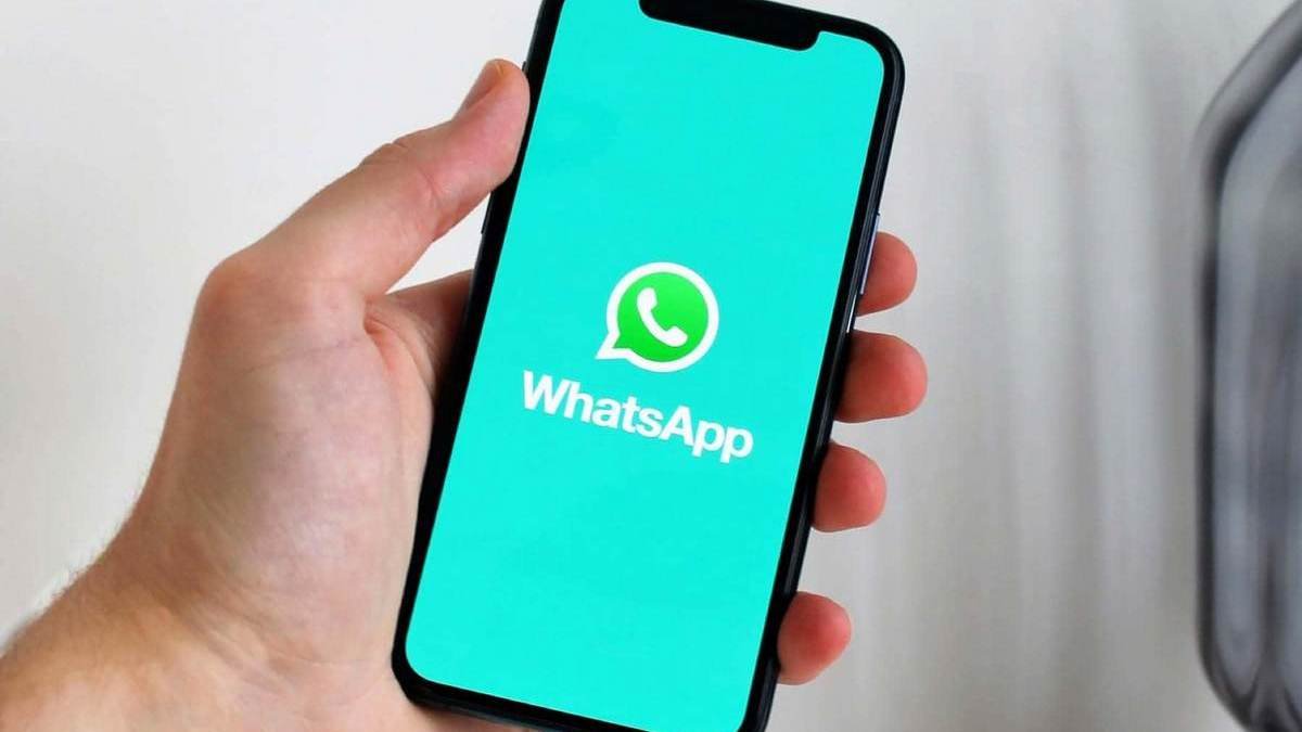 В работе WhatsApp фиксируют сбой