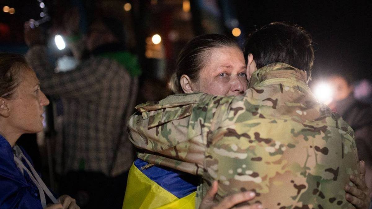 С начала войны Украина провела 28 обменов — сколько людей освободили из плена