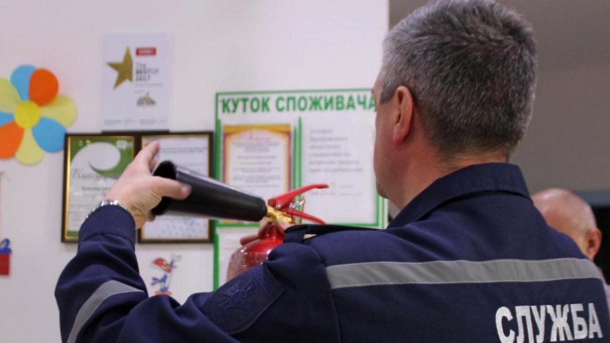 Зеленский подписал закон, разрешающий легально избегать «пожарных» проверок