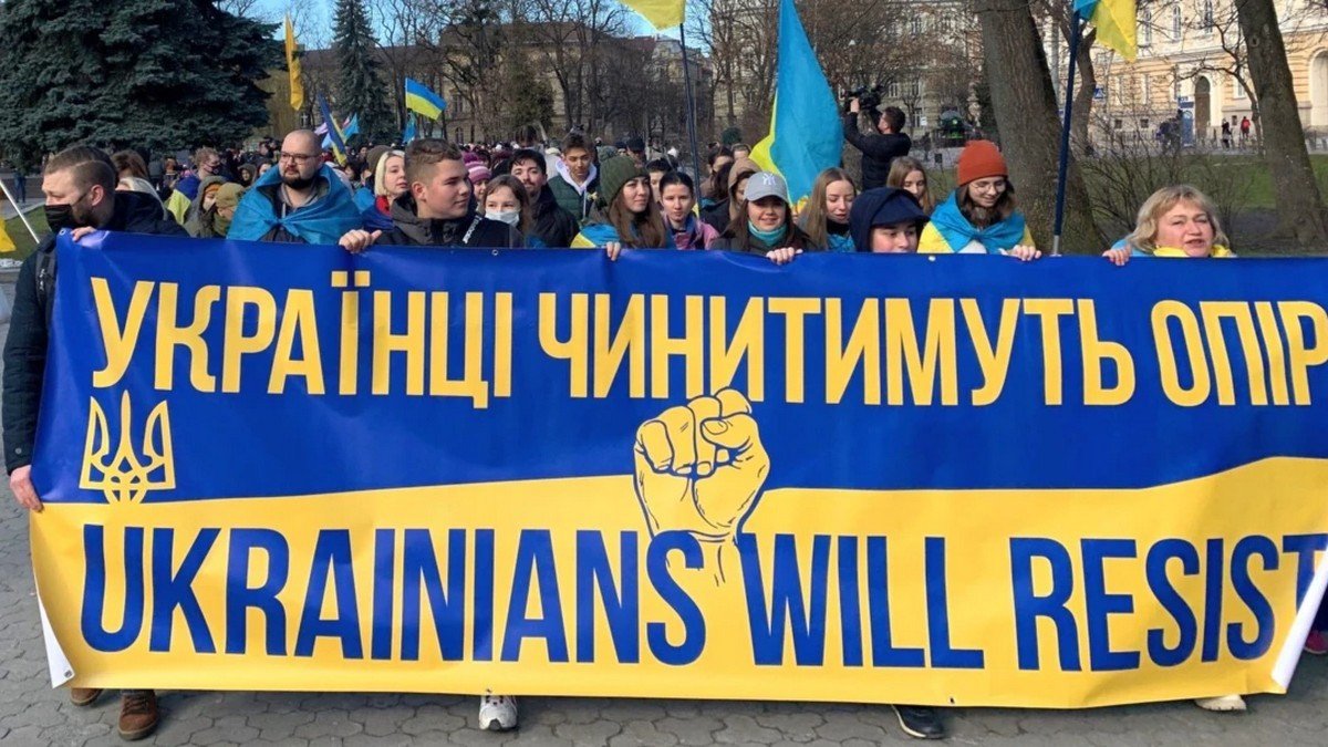 Считают ли украинцы себя частью национального сопротивления врагу — результаты опроса