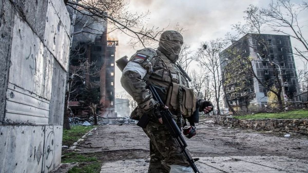 В Луганской области оккупанты выгоняют местных из домов, чтобы закрепить позиции, - Генштаб