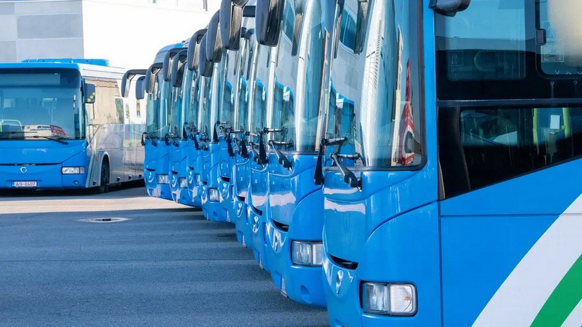 Эстония подарит Украине автобусы и генераторы