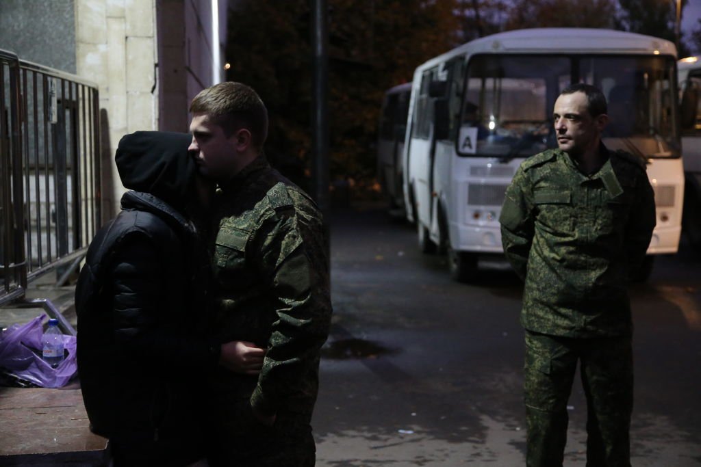 Укрепляются на Донбассе и Запорожье: вероятно, забросят туда только что мобилизованных российских вояк — Институт изучения войны