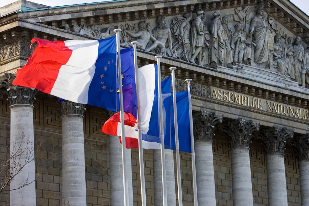 Кредит від Франції: країна готова виділити кошти для підтримки українського бюджету