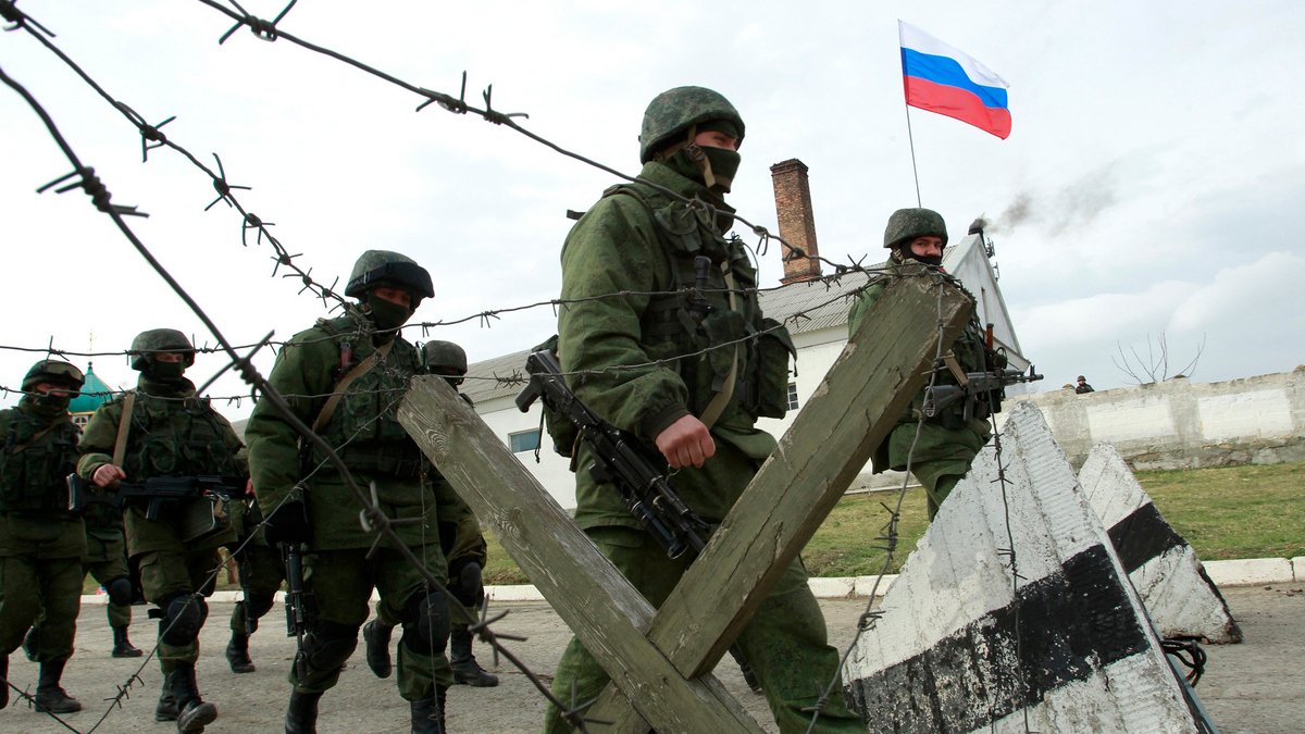 Росіяни готуються до оборони окупованого Криму — розвідка