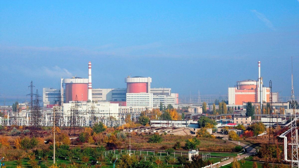 В Україні екстрено відключили енергоблоки двох АЕС