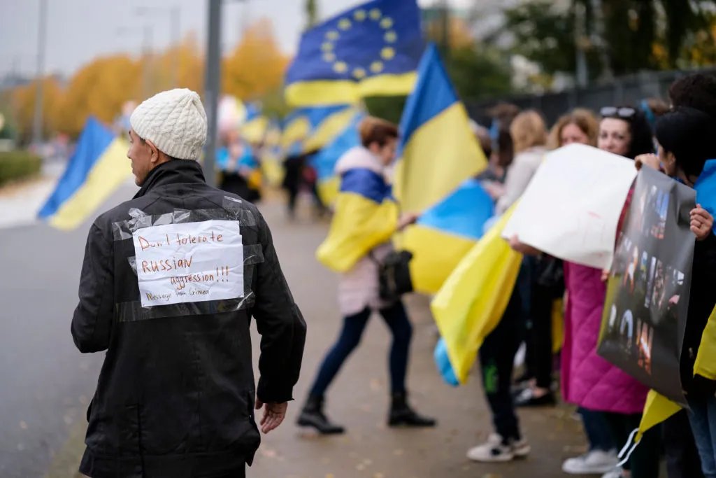 Кто помогает Украине бороться с руснёй — краткий дайджест последних новостей