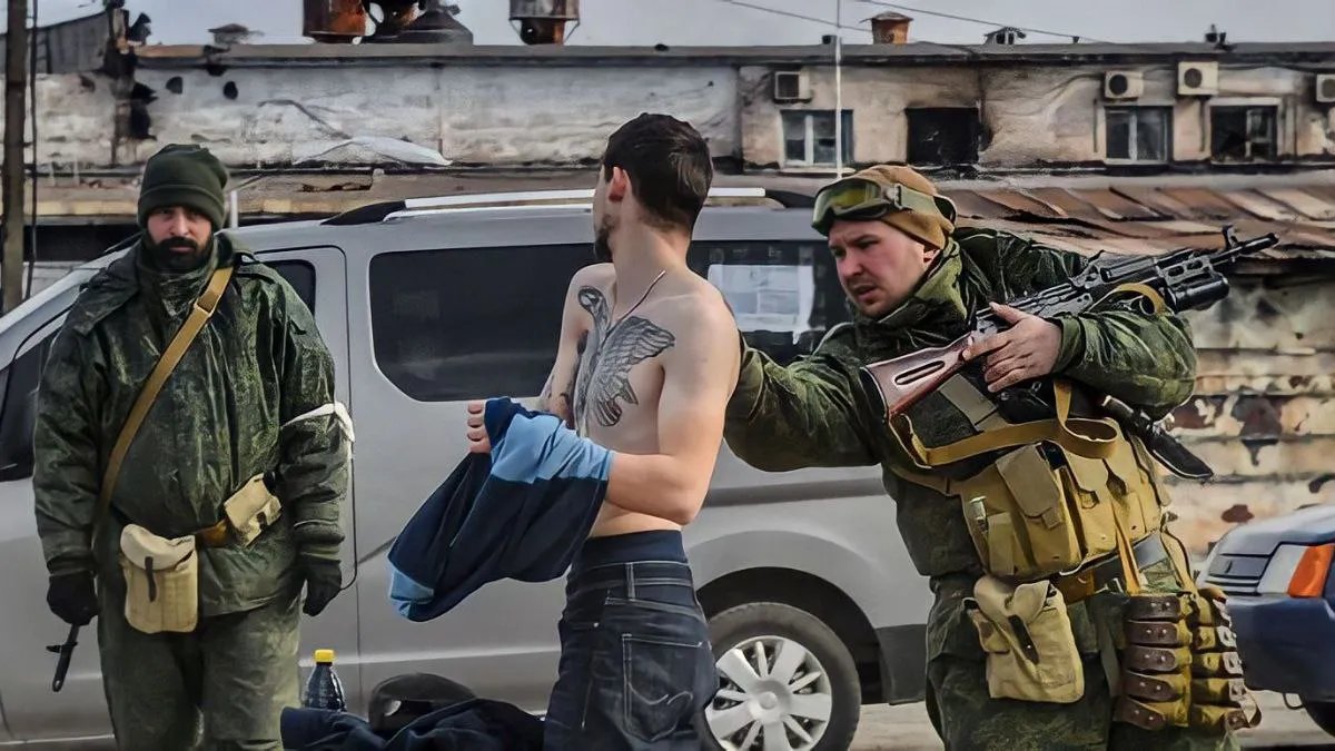Тотальний огляд та побиття: в Запорізькій області окупанти 2 дні тримали в заручниках цивільних