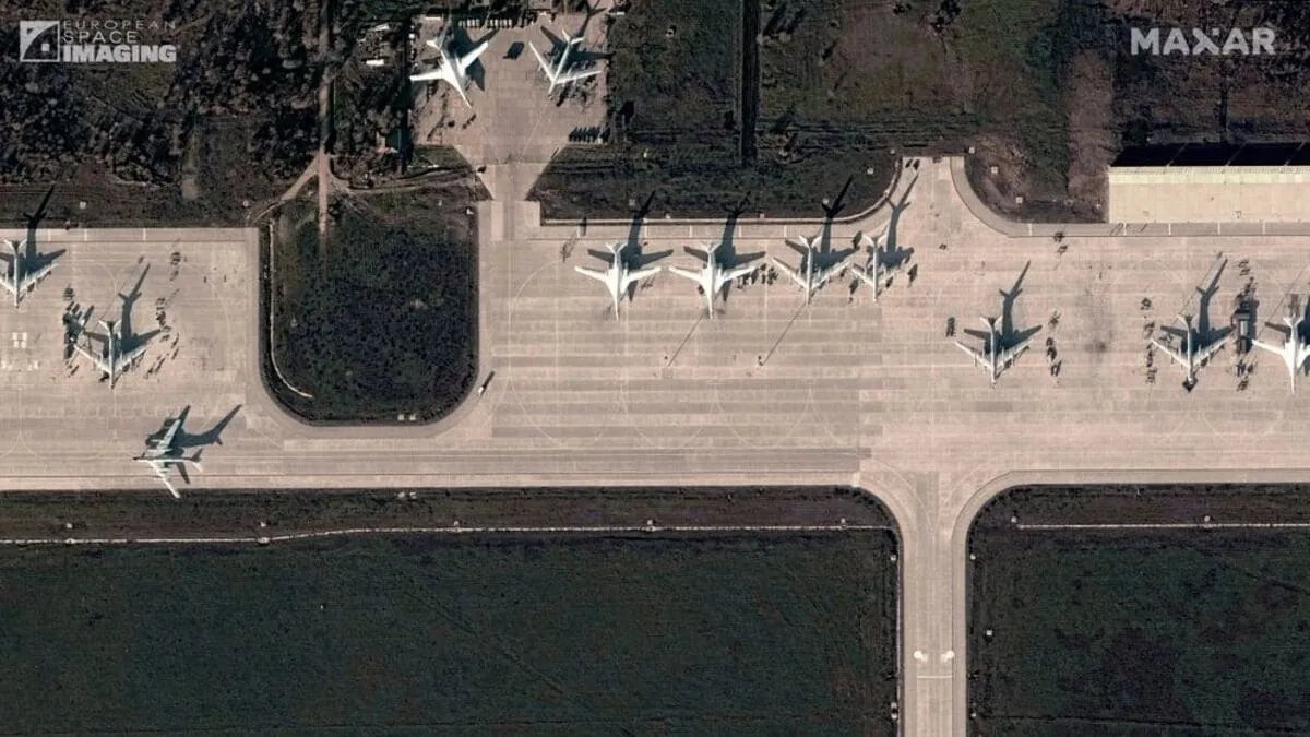 На аэродроме с российскими истребителями произошёл масштабный взрыв