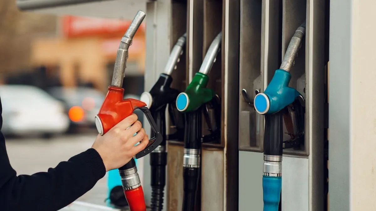 Эксперт прогнозирует снижение цены на топливо: чего ждать водителям