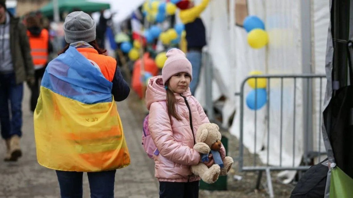 Сколько украинцев оптимистично относятся к будущему Украины — результаты опроса