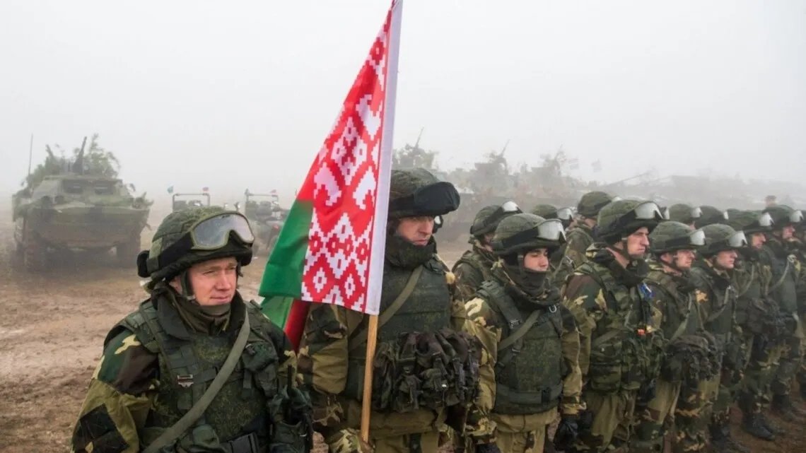 Чи варто українцям перейматися через військові навчання у Білорусі — Жданов