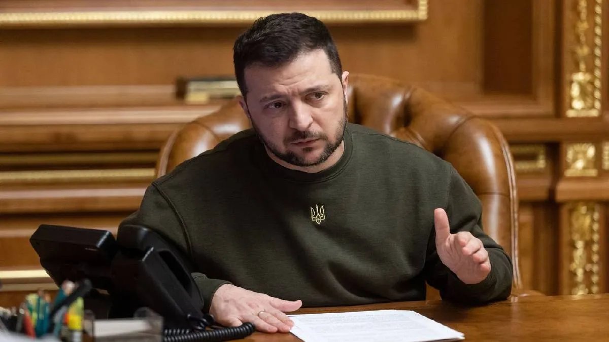 Зеленский отметил бойцов двух сражающихся за Соледар бригад ВСУ