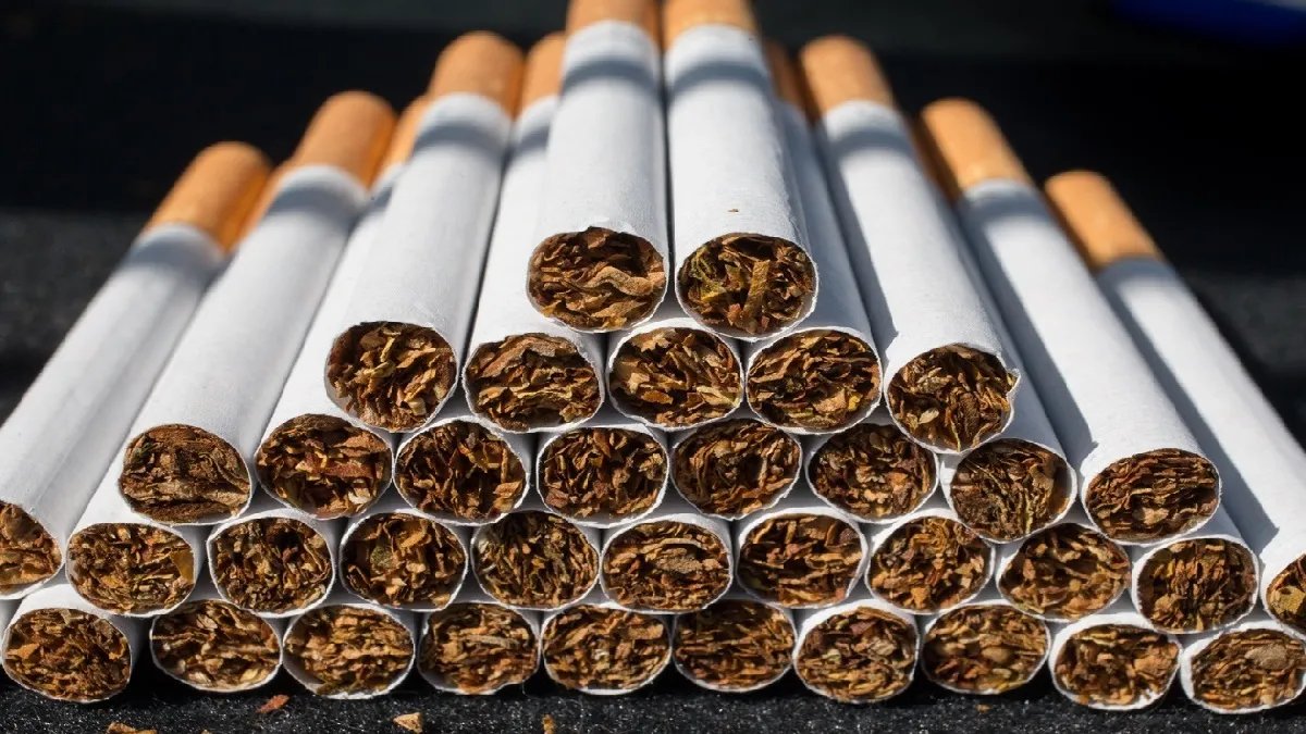 В Украине могут запретить продажу сигарет и алкоголя за наличные деньги