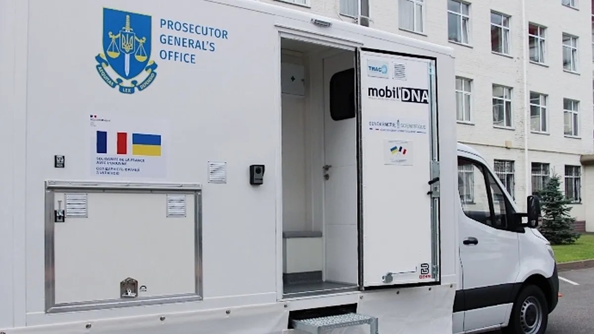 В Украине идентифицируют погибших с помощью мобильных ДНК-лабораторий