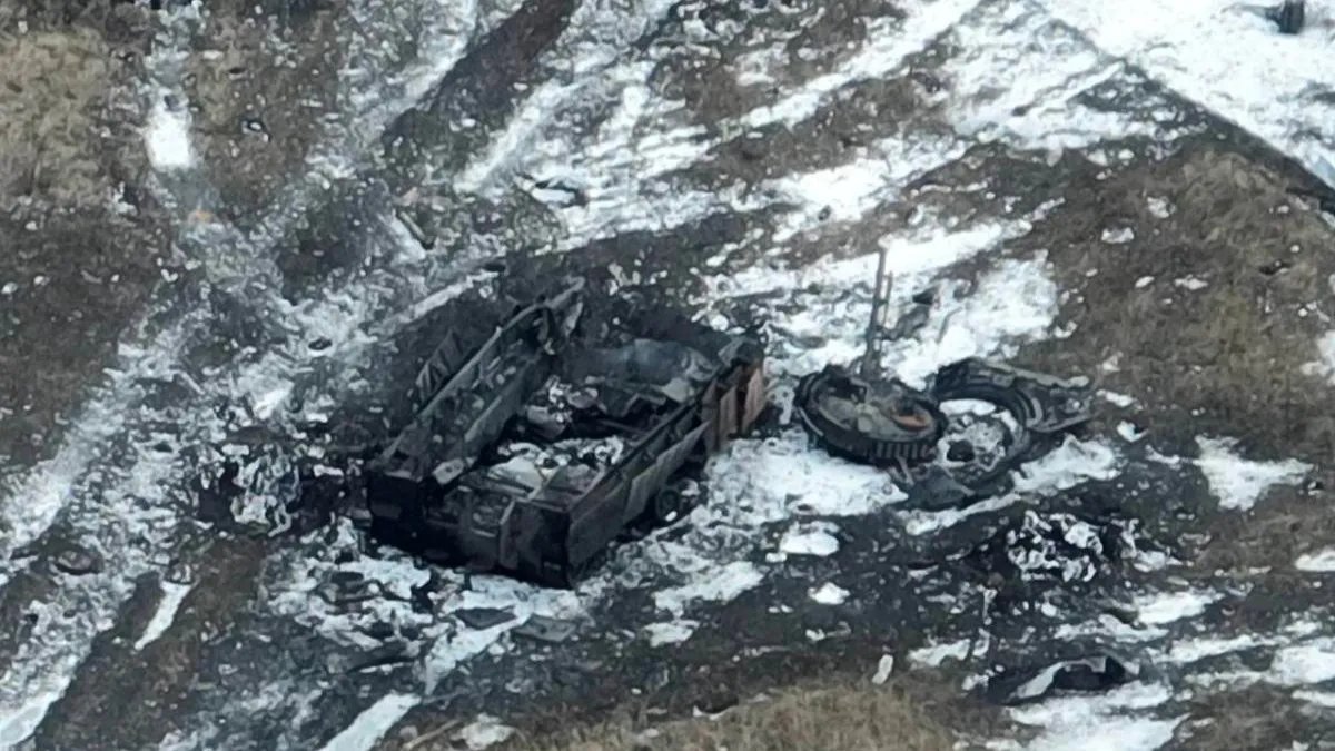 В СБУ показали видео, как спецназовцы дроном-камикадзе уничтожили танк россиян
