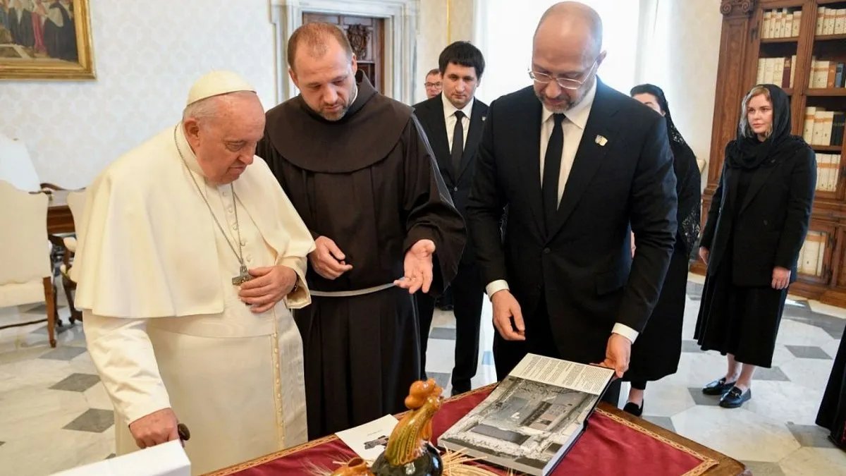 Папа Римський та прем'єр міністр України