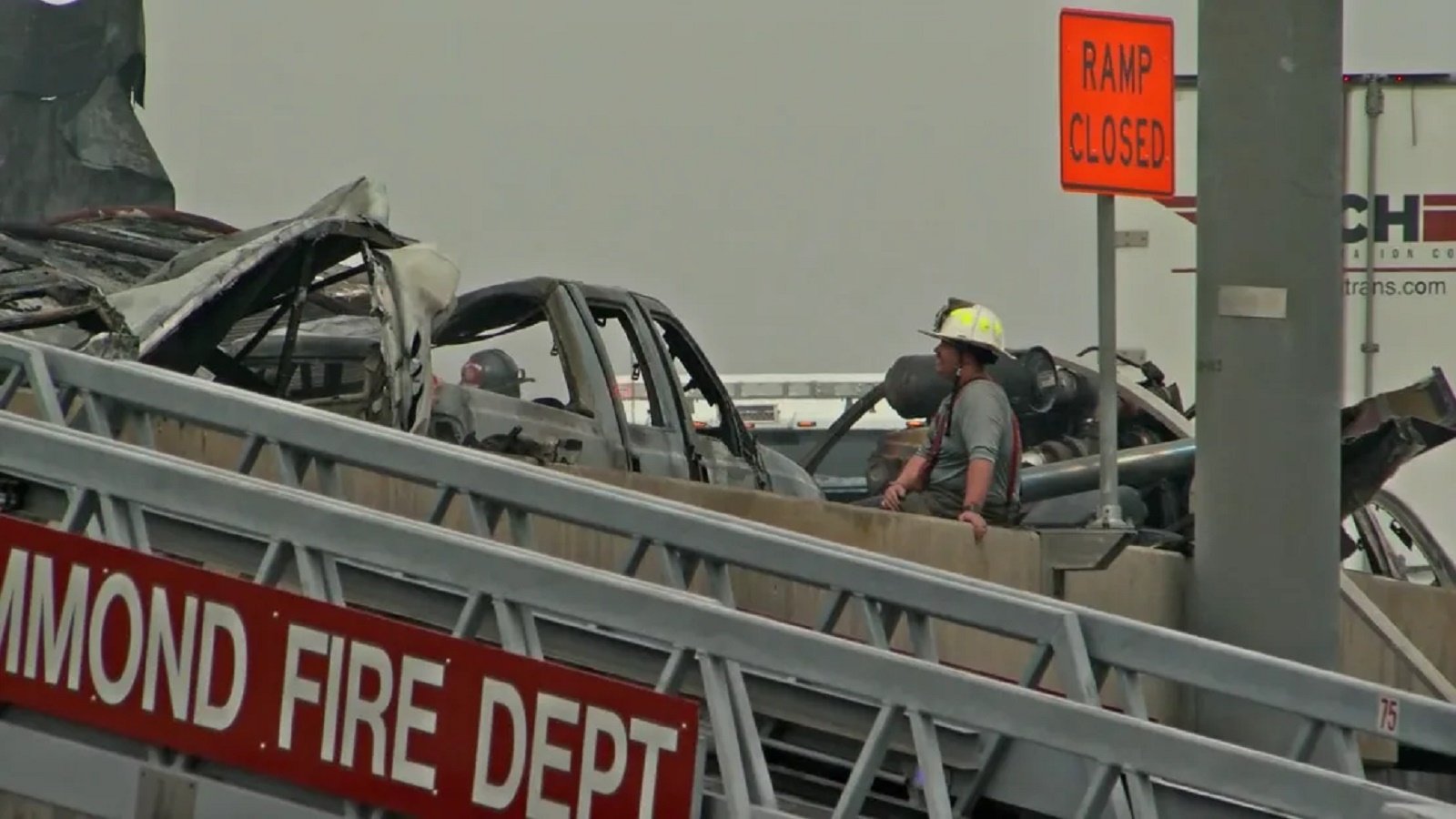 В США супертуман спровоцировал массовую аварию из более 150 автомобилей на одном мосту - подробности