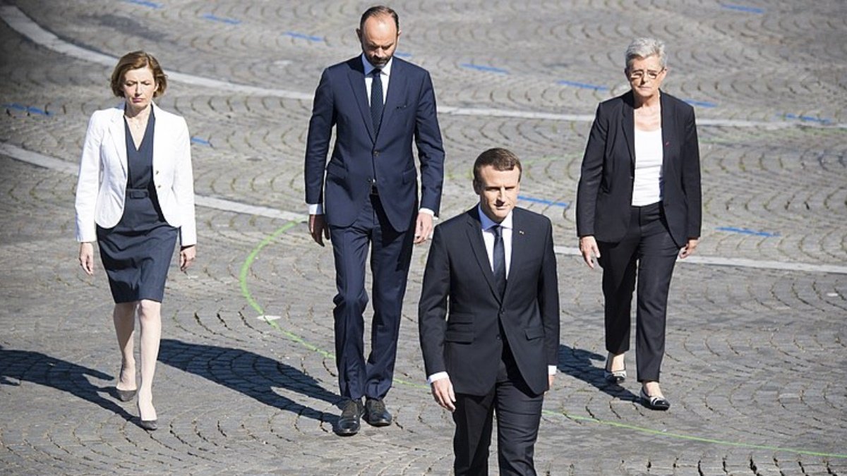 Макрон і французькі міністри