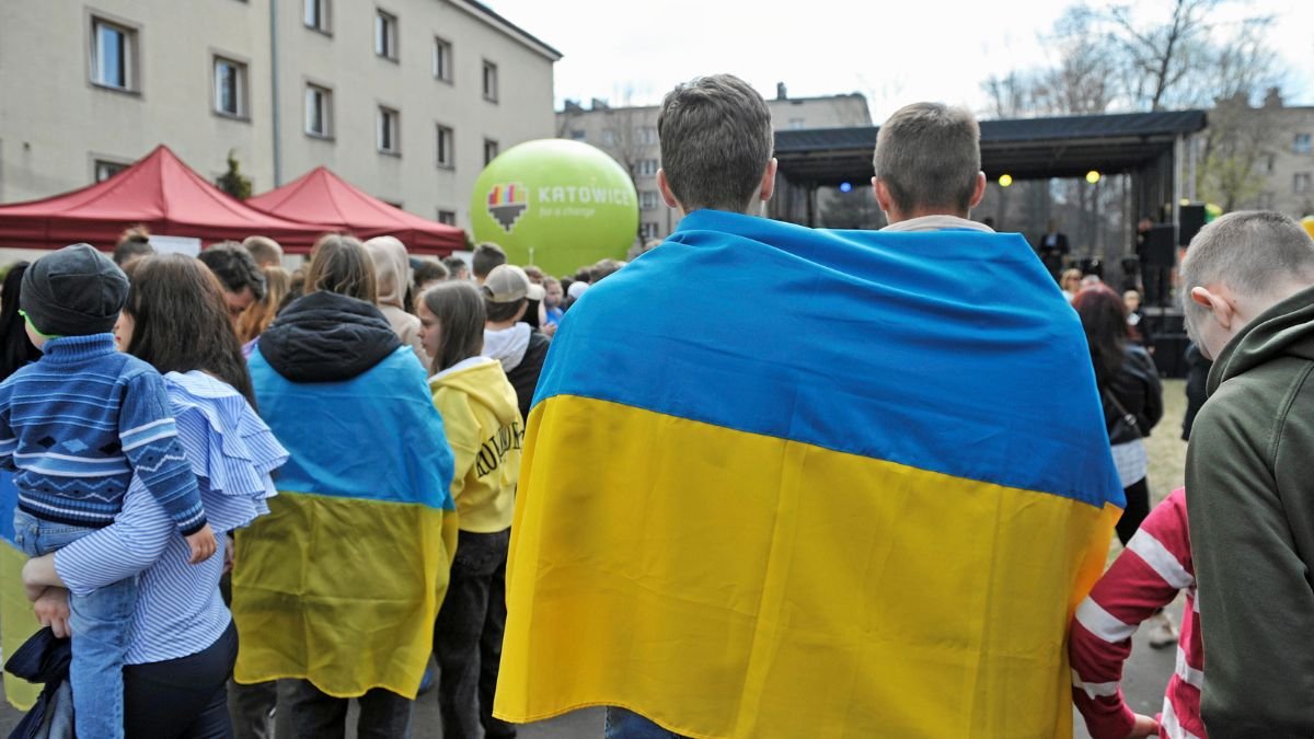 Сейм Польши принял закон о помощи украинским беженцам