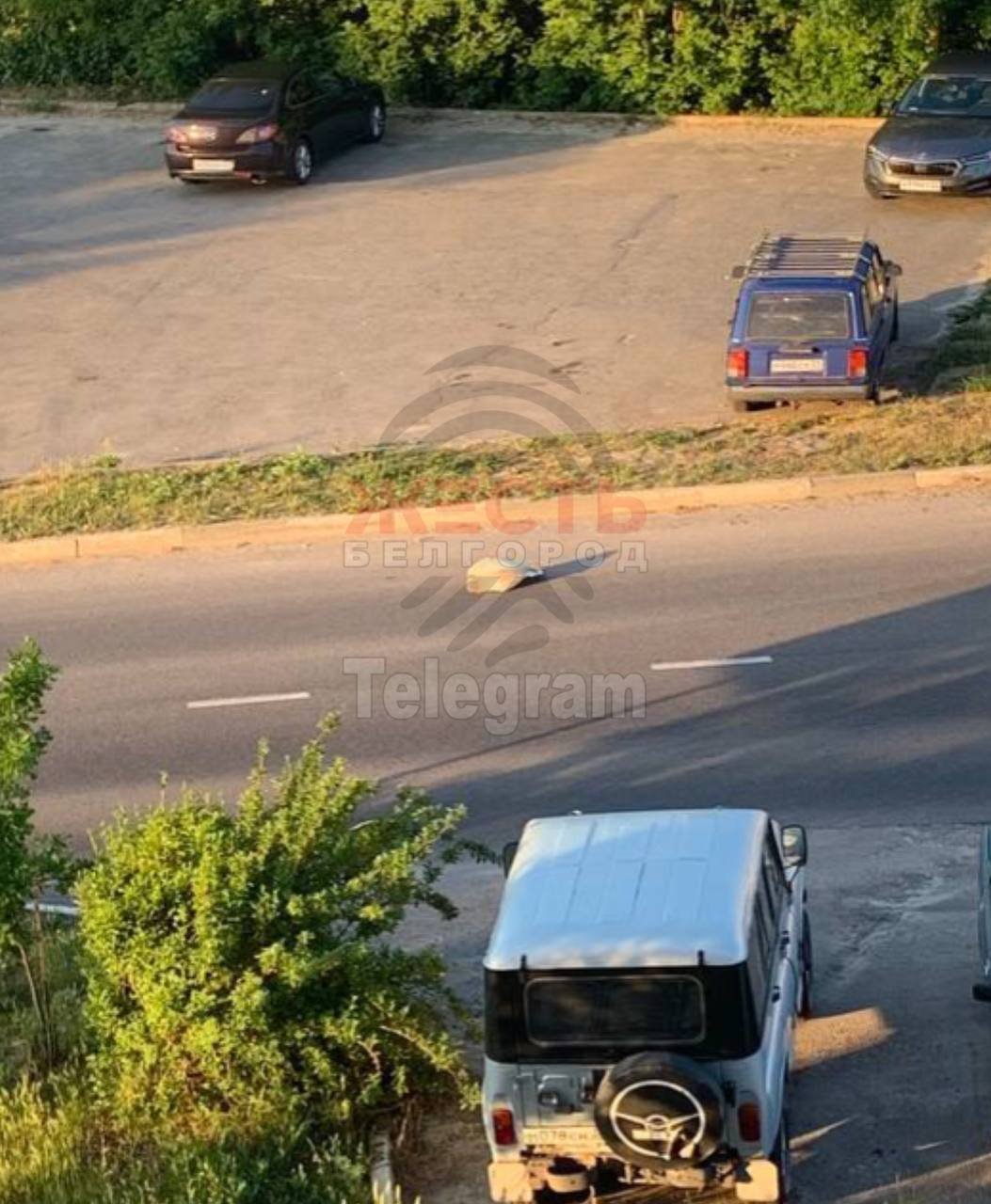 В РФ заявили о мощном обстреле Белгорода: местные жители жалуются на дождь  из обломков. Читайте на UKR.NET