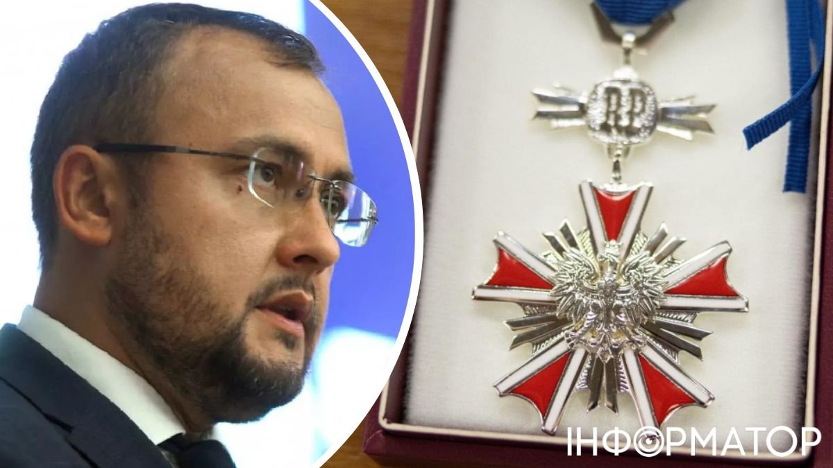 Протест набирає обертів - посол України у Польщі повернув польський орден
