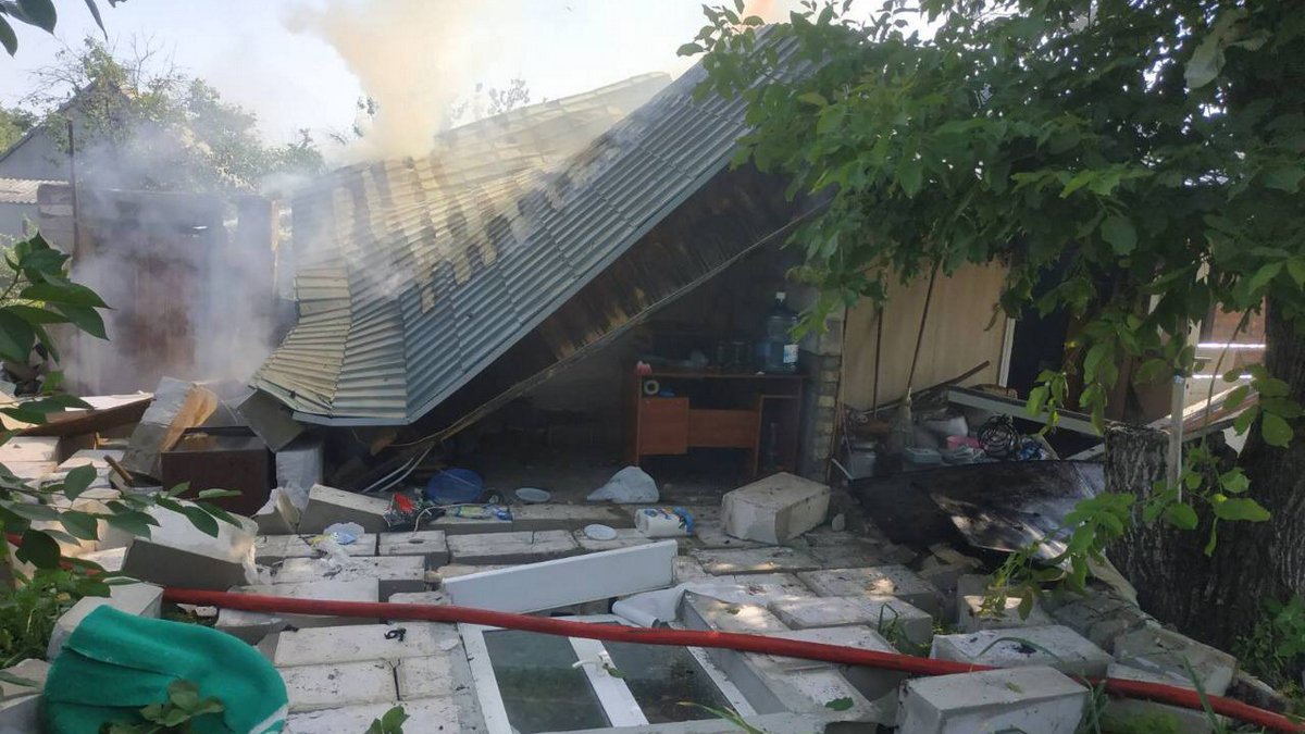 В Черкасской области из-за взрыва газового баллона разрушился дом: погиб мужчина