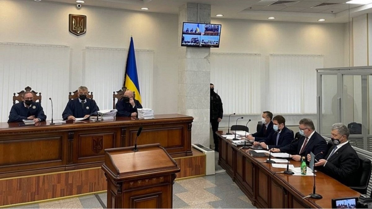 Какая перспектива уголовного преследования Порошенко: эксперты дали прогноз