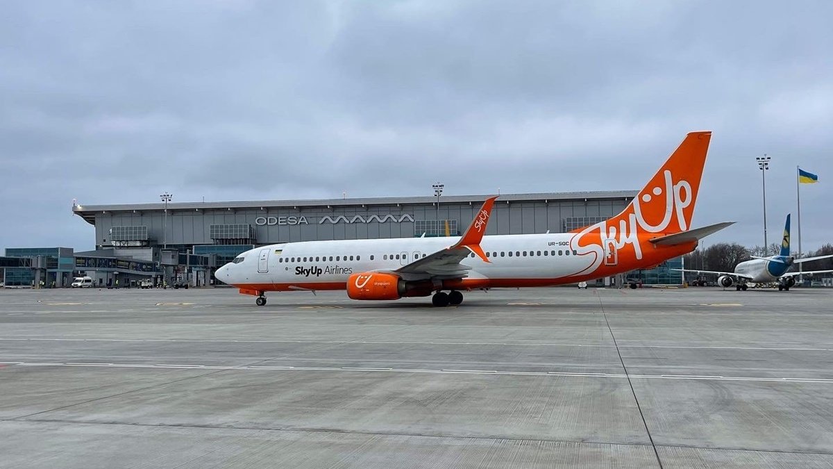 Авиакомпания SkyUp возобновила продажу билетов на рейсы