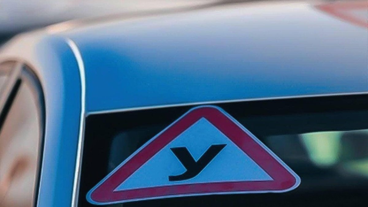 В Україні відновили складання практичного іспиту для водіїв на категорію "В"