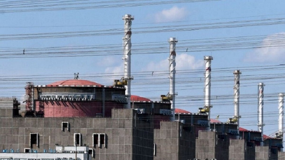 Российские оккупанты делают всё, чтобы превратить Запорожскую АЭС в новый, значительно более мощный, Чернобыль