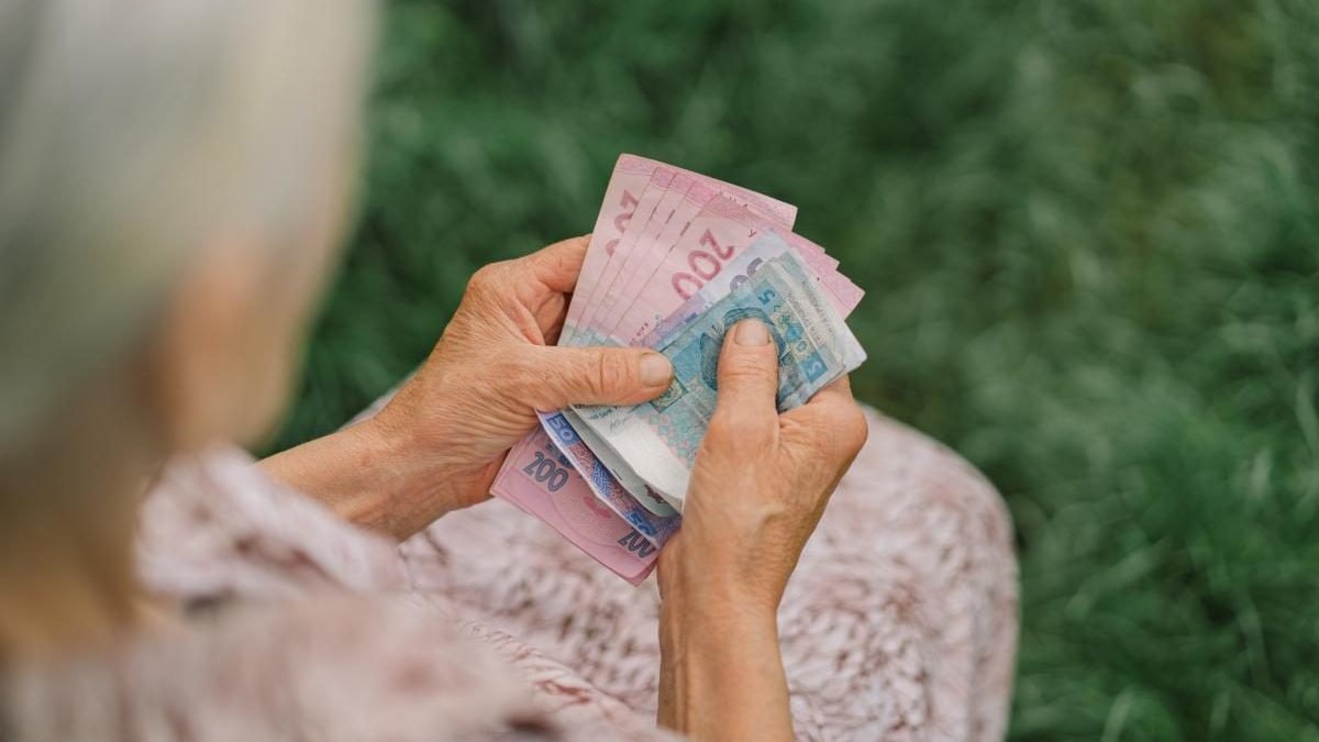 Начнут ли пенсионеры с 1 октября получать дополнительные доплаты — рассказывает Пенсионный фонд