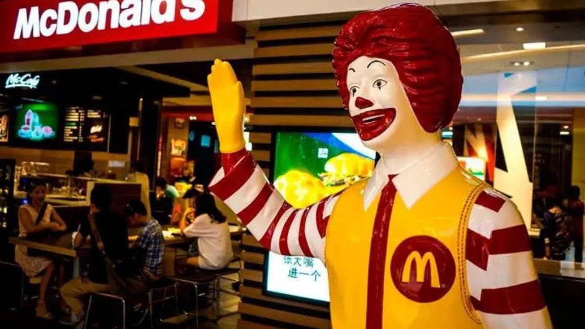 McDonald's планує скорочення персоналу по всьому світу, - CNBC