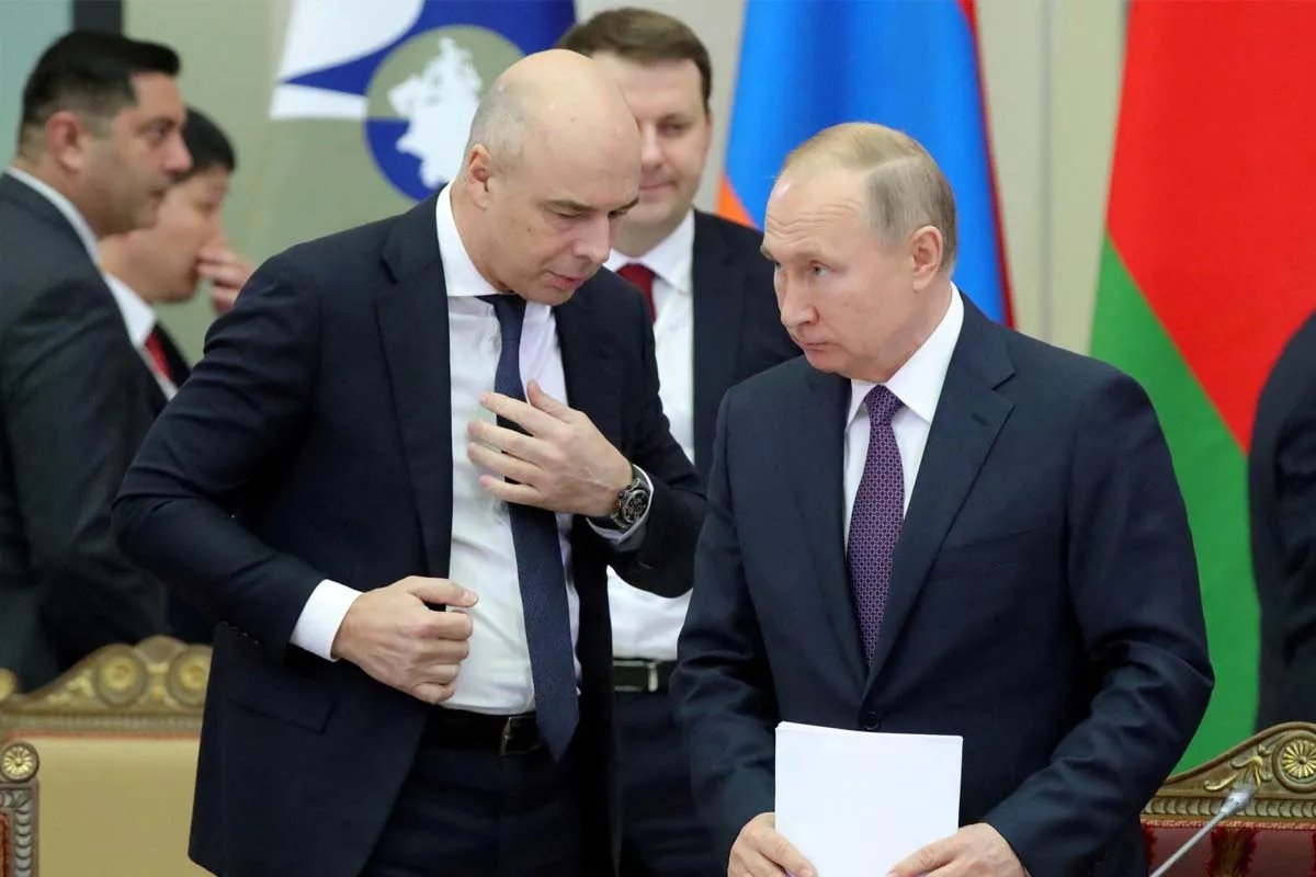 Очільник Мінфіну рф Антон Сілуанов доповів, що у бюджеті величезна діра Очільник Мінфіну рф Антон Сілуанов доповів, що у бюджеті величезна діра