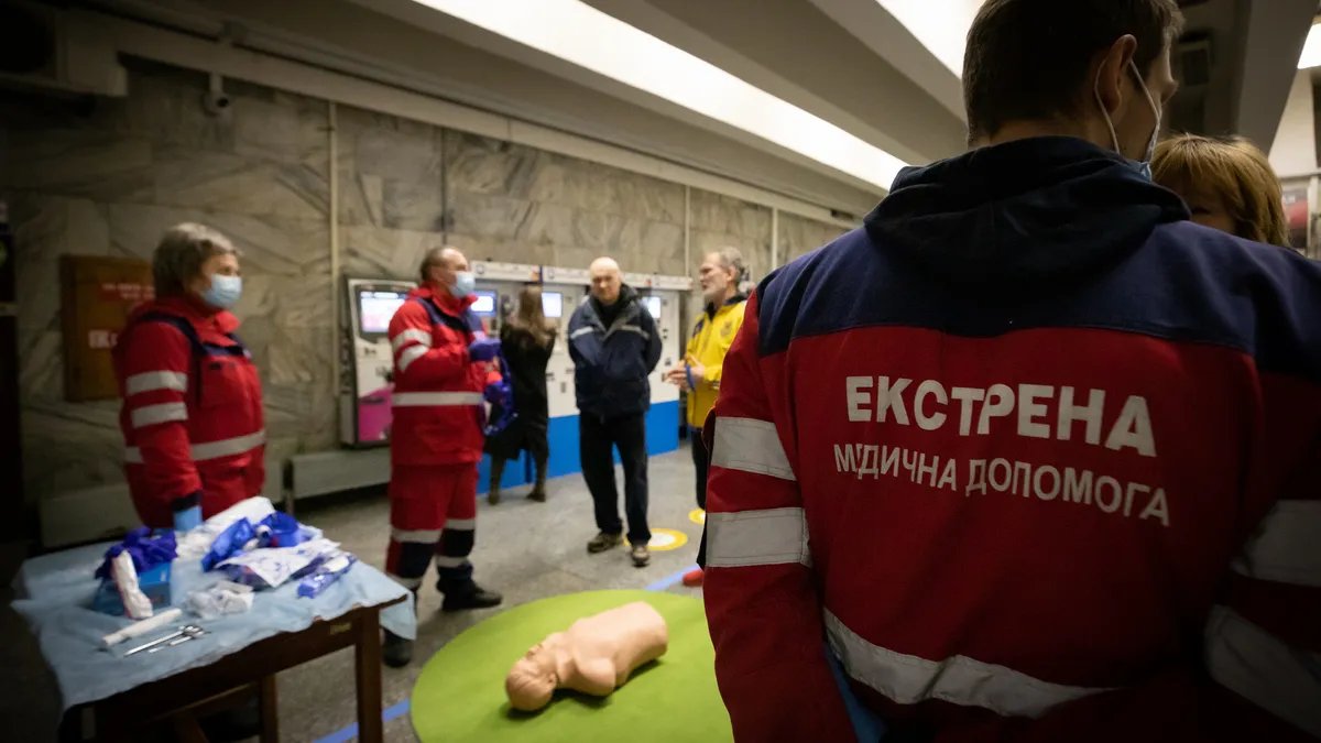 В метро Киева будут проводить бесплатные тренинги по медицинской помощи: перечень локаций