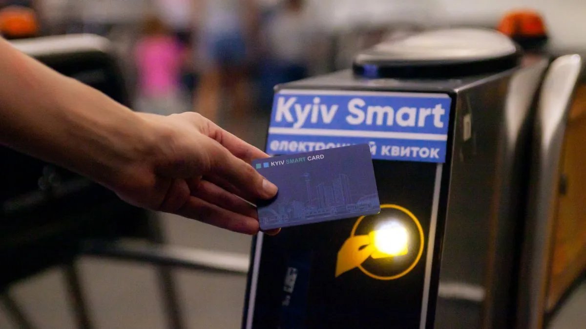 Технический сбой в метро Киева – некоторые транспортные карты перестали работать