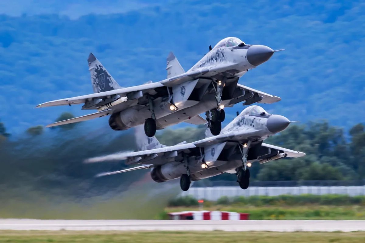 Словаччина підтвердила передачу Україні винищувачів МіГ-29