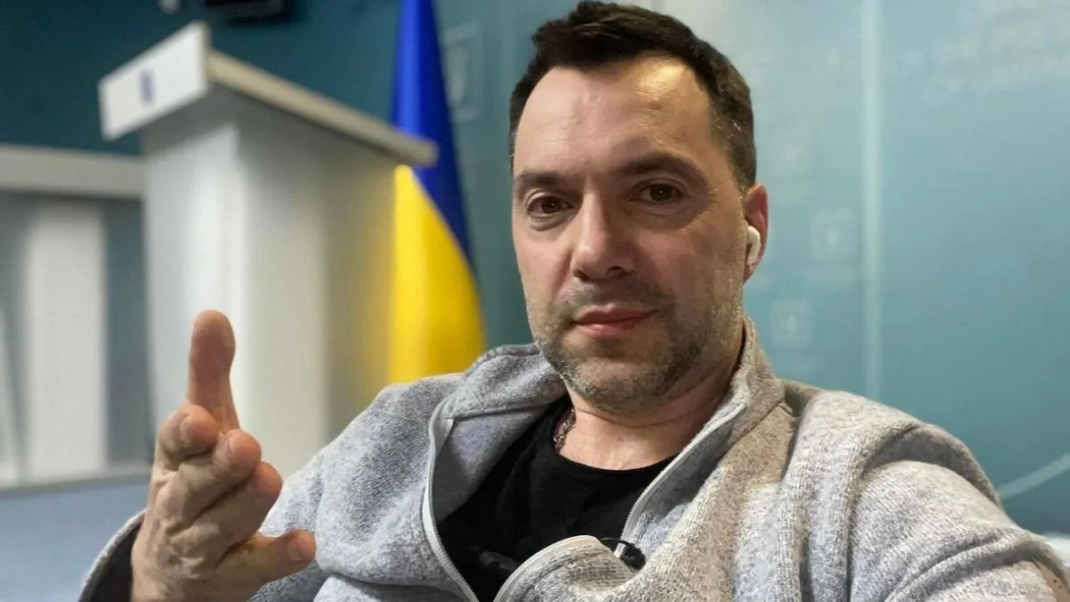 Арестович рассказал, зачем говорил украинцам, что война закончится через 2-3 недели