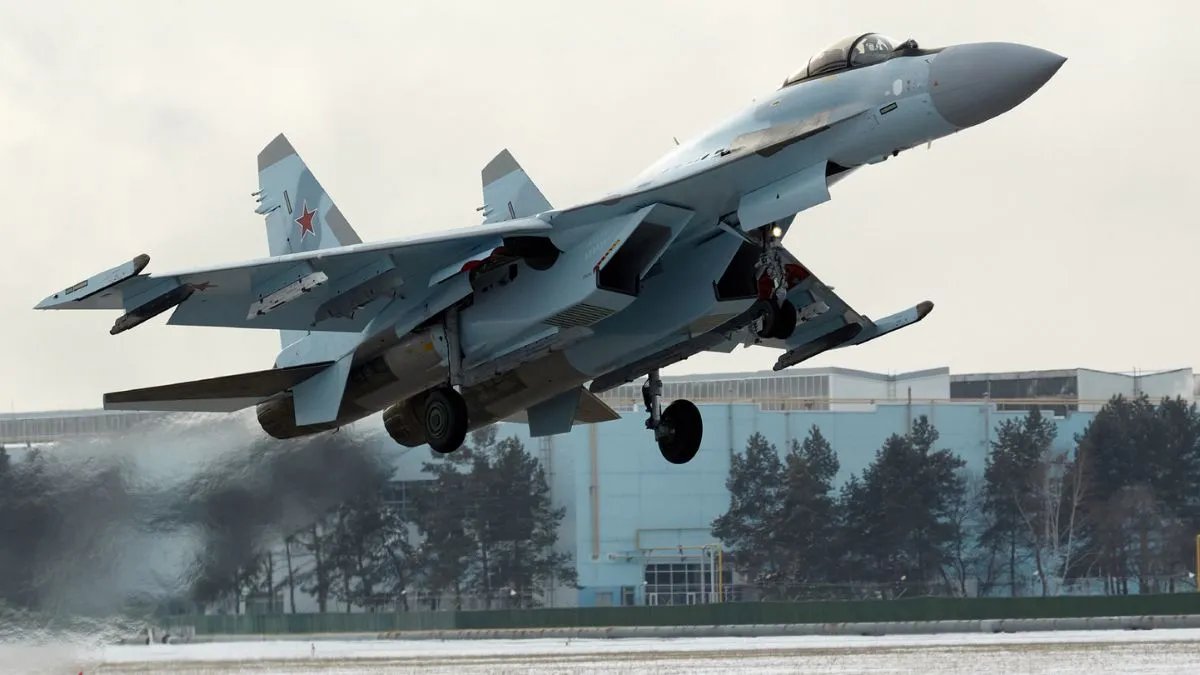 ВСУ «помогли» россии потерять 1 млрд рублей и Су-35: российского истребителя уничтожили украинские силы противовоздушной обороны