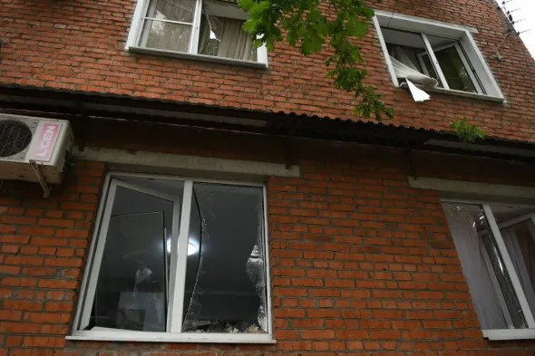 Вибиті через бавовну у Краснодарі вікна Вибиті через бавовну у Краснодарі вікна
