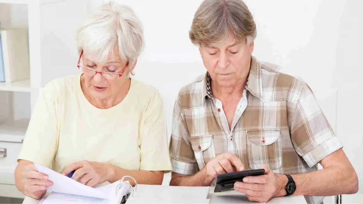 Які періоди зараховуються до пенсійного стажу: відповідь Пенсійного фонду