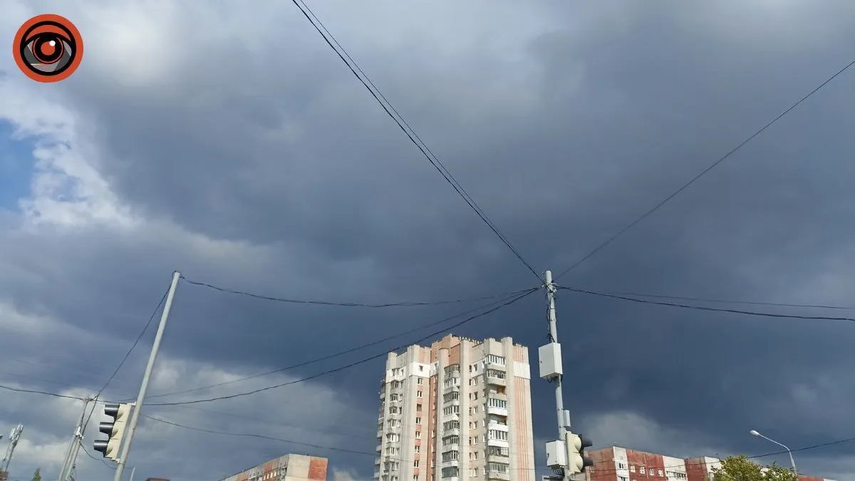 В Україні грозовий шторм призвів до масових відключень: де немає світла