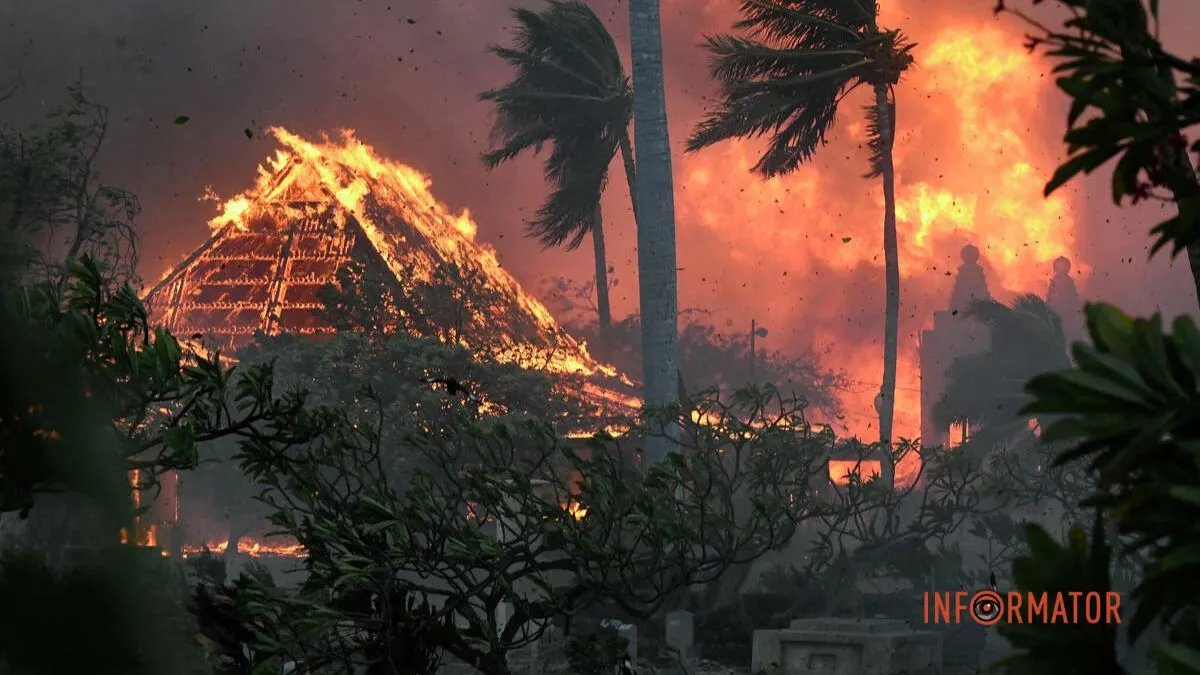 Люди стрибали у море, щоб уникнути полум'я: на Гаваях США вирують потужні лісові пожежі - знищене історичне місто