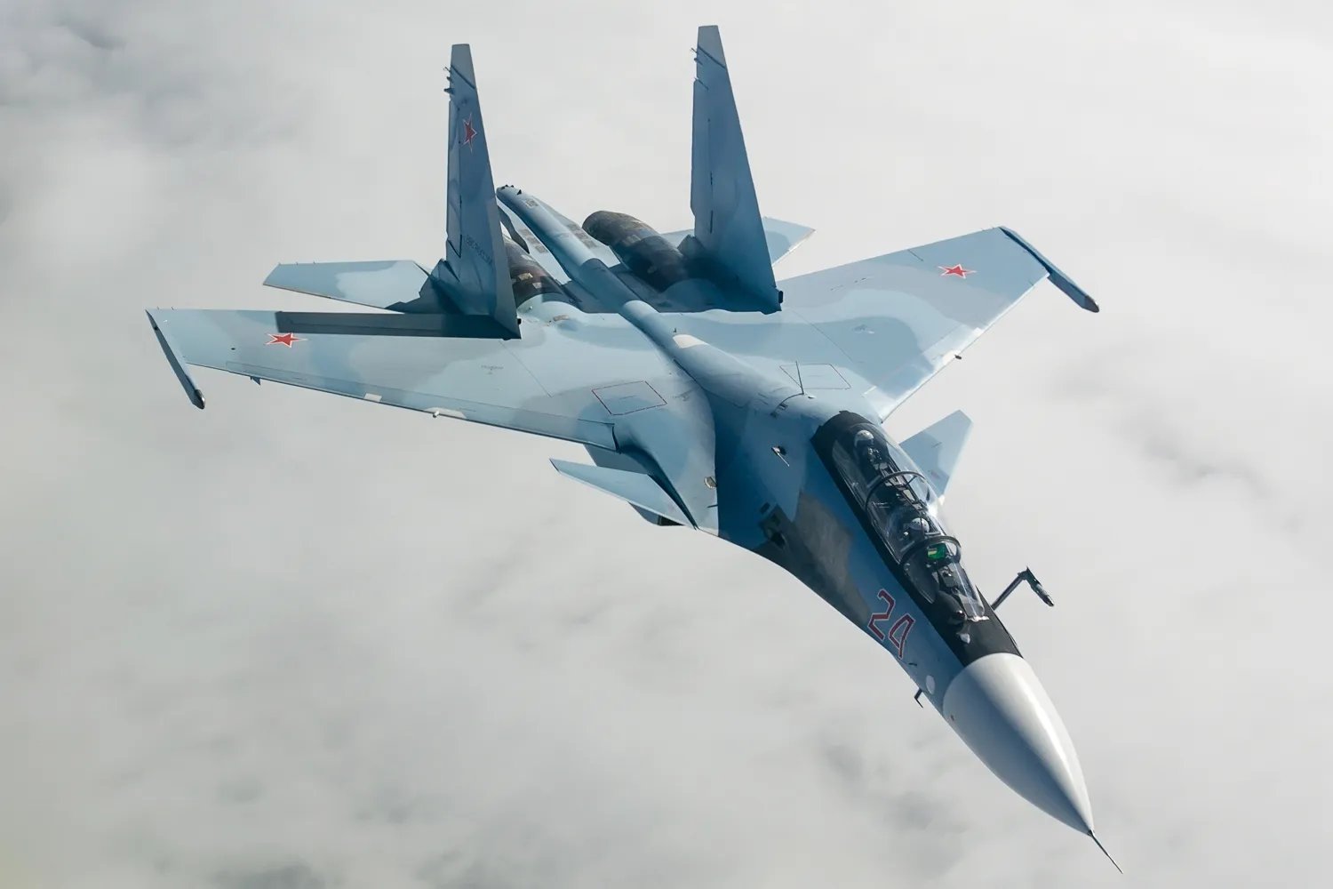 У Калінінградській области росії розбився винищувач Су-30: весь екіпаж загинув