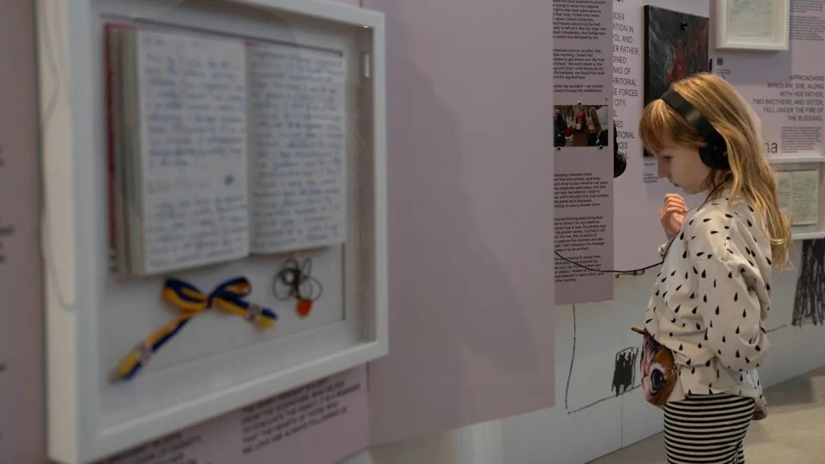 В Амстердамі демонструють щоденники війни українських дітей: подробиці
